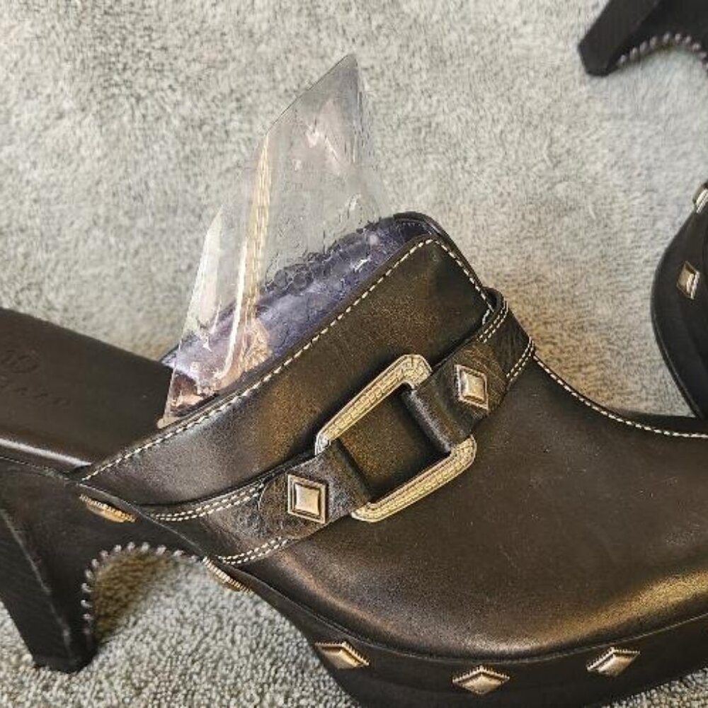 COLE HAAN Womens Black Leather Western Silver Studs Clogs Sz 8.5  B